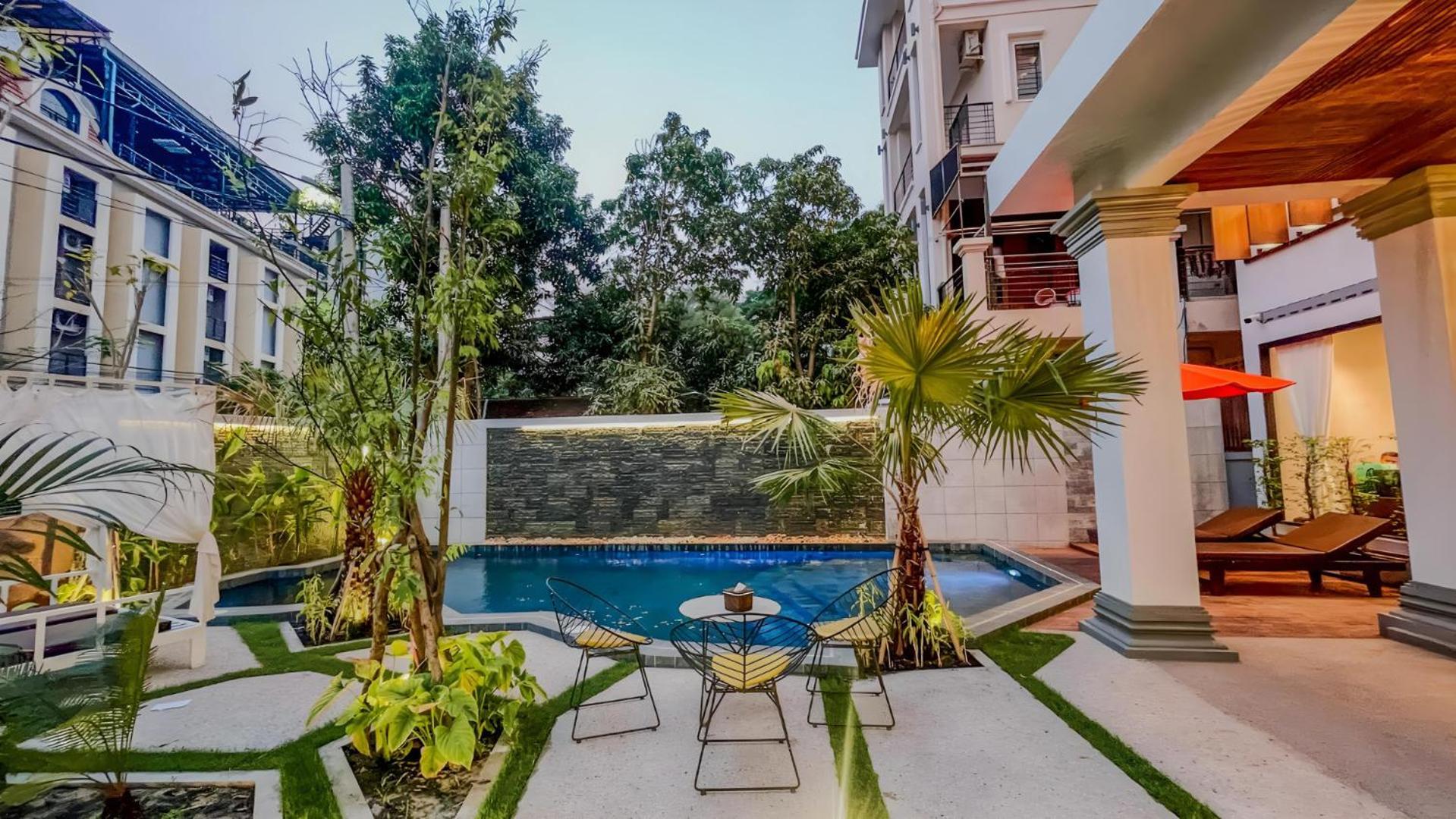 Hotel The Luxury Siem Reap Exterior foto